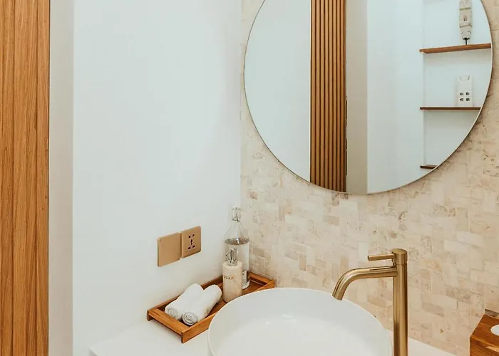 Villa Cozy In Pererenan - Skylight Bath & Walk To